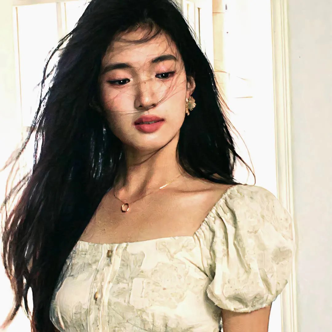 金发美人